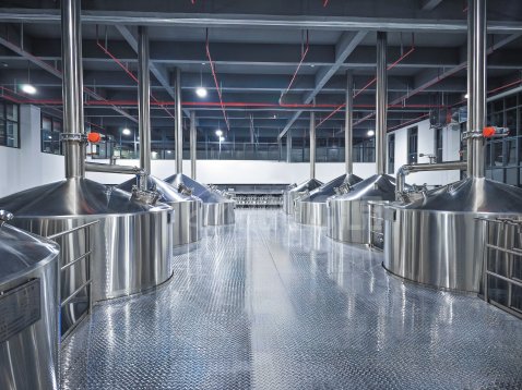 新建啤酒廠(chǎng)必看！用對(duì)設(shè)備 能耗穩(wěn)控 + 盈利長(zhǎng)效